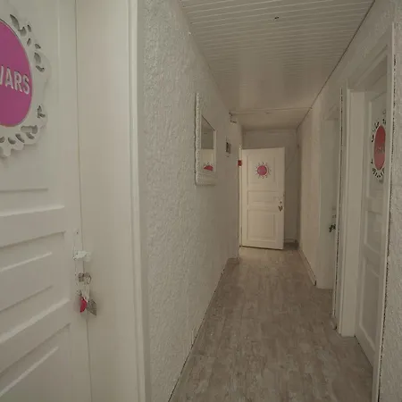 Alanur Отель 2*